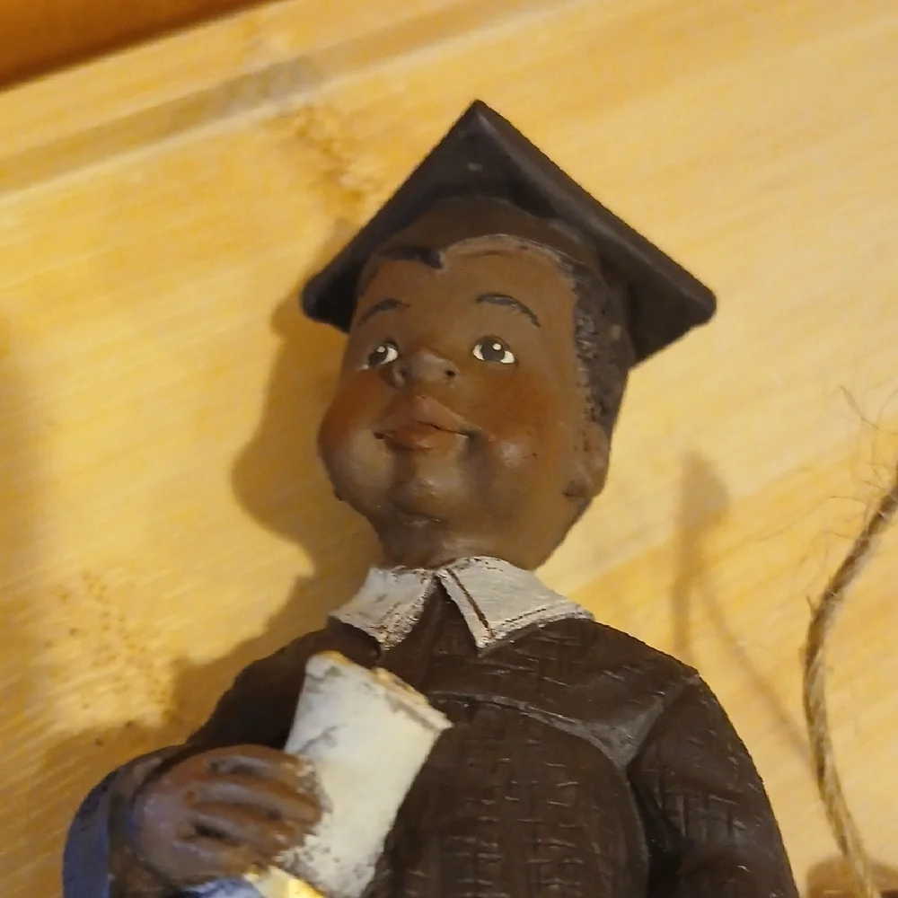 1993 Sarah's Attic Graduate Willie Limited Edition